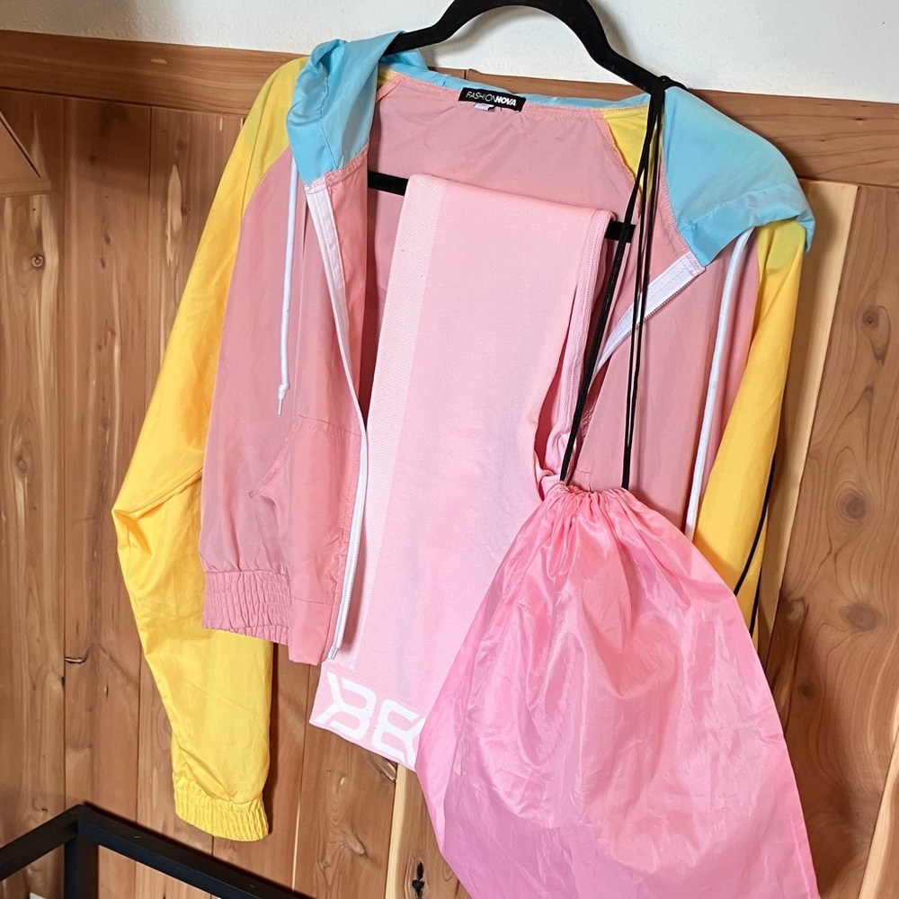 SET-BETTER BODIES Sugar Hill Leggings , Fashion Nova Colorful Utility Jacket - - Picture 11 of 16